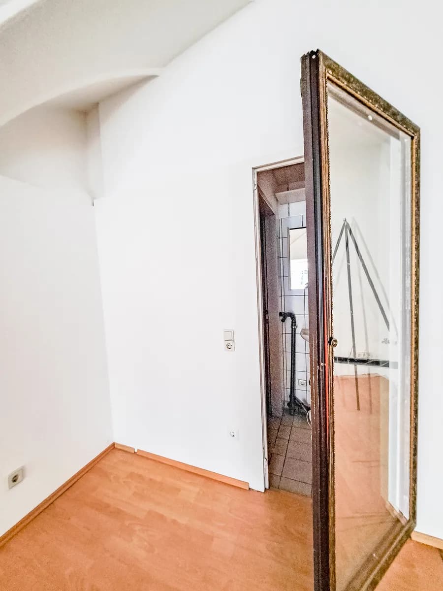 1-Zimmer-Gewerbeimmobilie mieten in Sankt Veit an der Glan – 61 m², € 397 – Bild 8 von 9