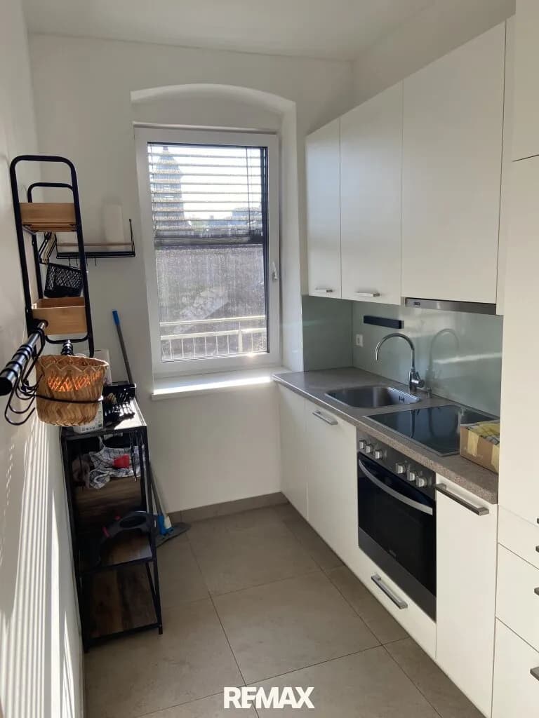 1-Zimmer-Wohnung mieten in Linz – 42,63 m², € 882 – Bild 2 von 8
