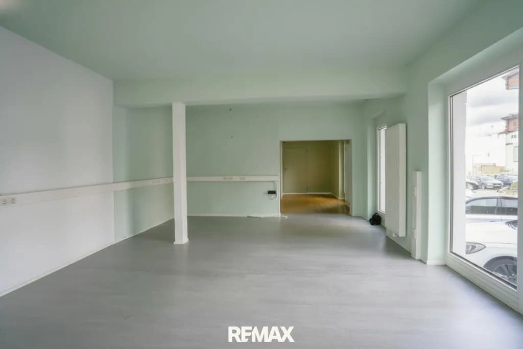 2-Zimmer-Gewerbeimmobilie mieten in Kufstein – 53 m², € 1.025 – Bild 2 von 8