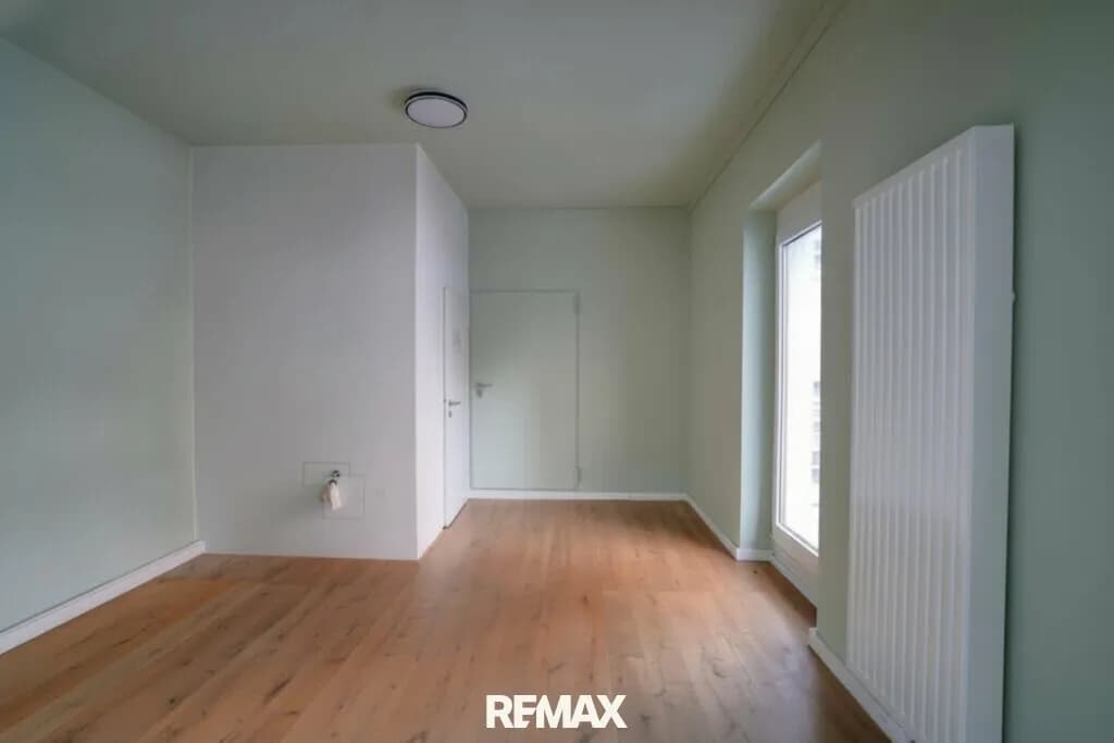 2-Zimmer-Gewerbeimmobilie mieten in Kufstein – 53 m², € 1.025 – Bild 4 von 8