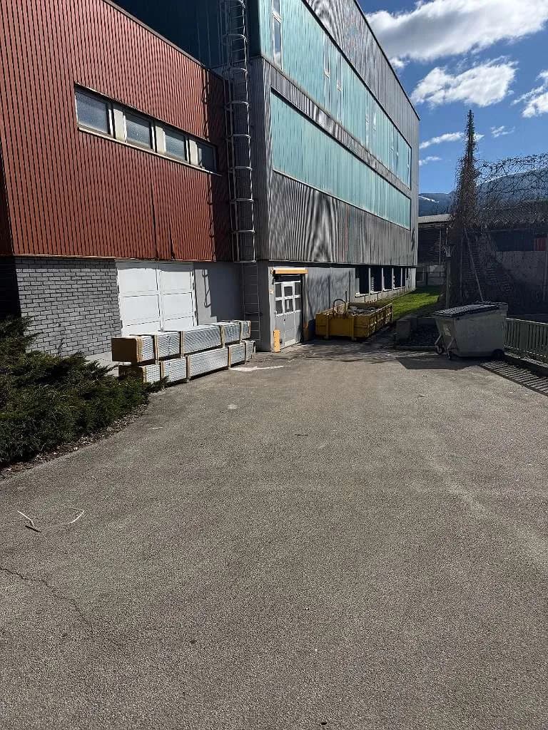 Gewerbeimmobilie mieten in Wolfsberg – 100 m², € 5