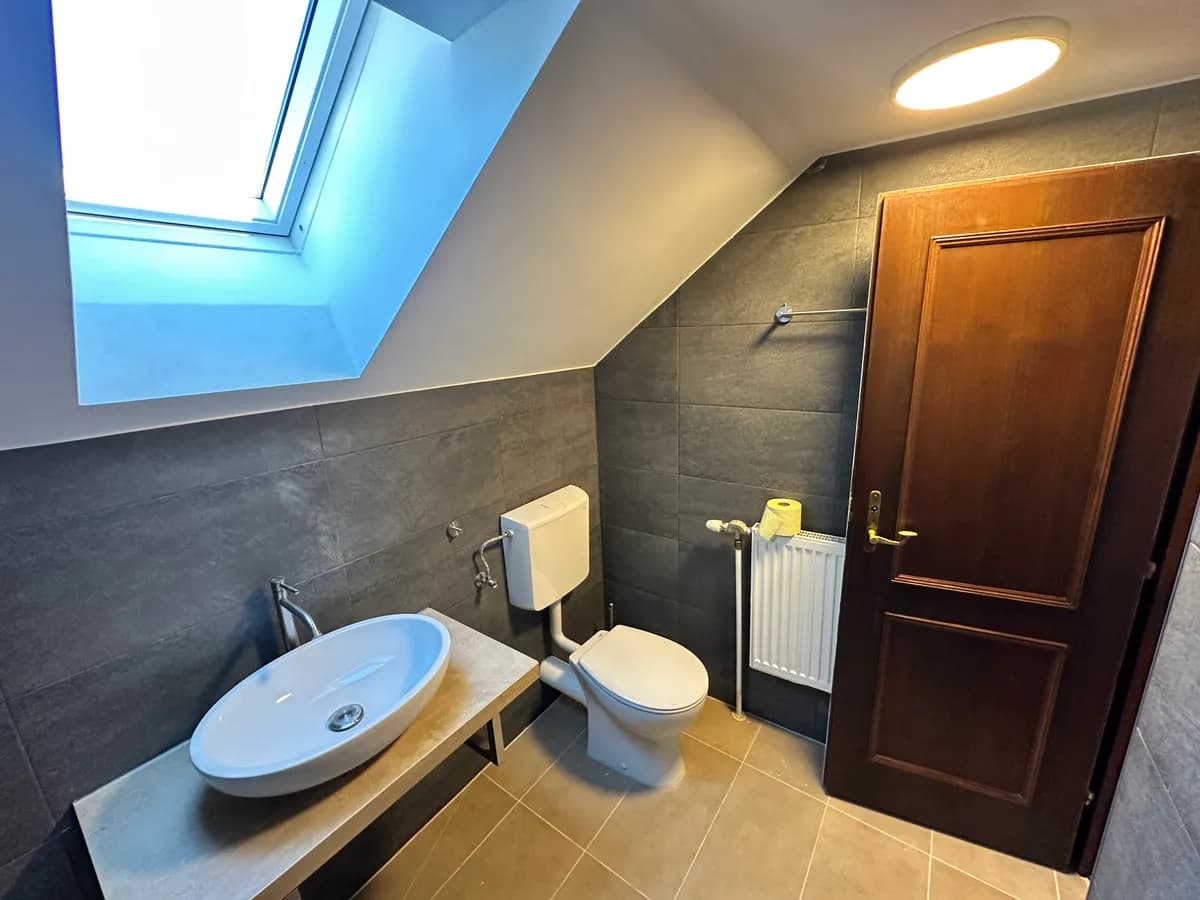 7-Zimmer-Haus mieten in Sankt Pölten Land – 250 m², € 2.200 – Bild 34 von 80