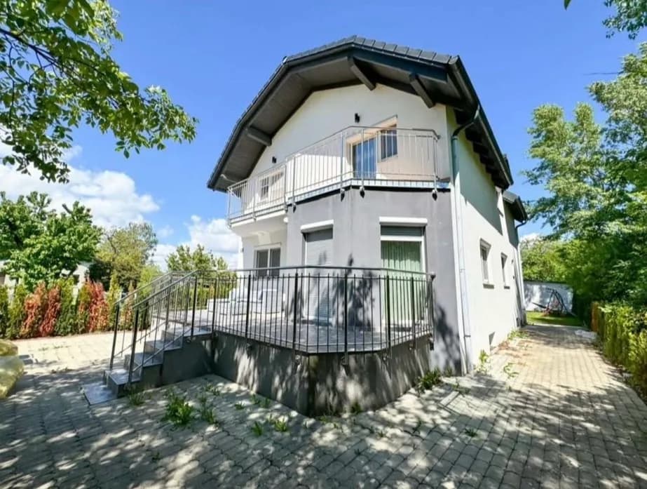 7-Zimmer-Haus kaufen in Gänserndorf – 218 m², € 670.000 – Bild 2 von 18