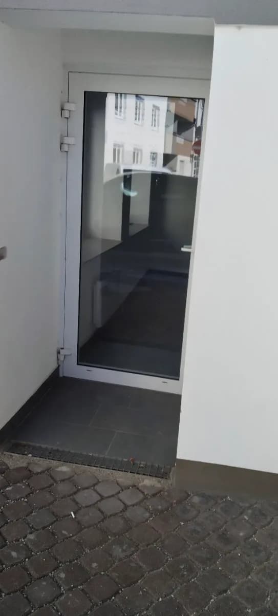 3-Zimmer-Gewerbeimmobilie mieten in Neunkirchen – 53 m², € 700 – Bild 3 von 15