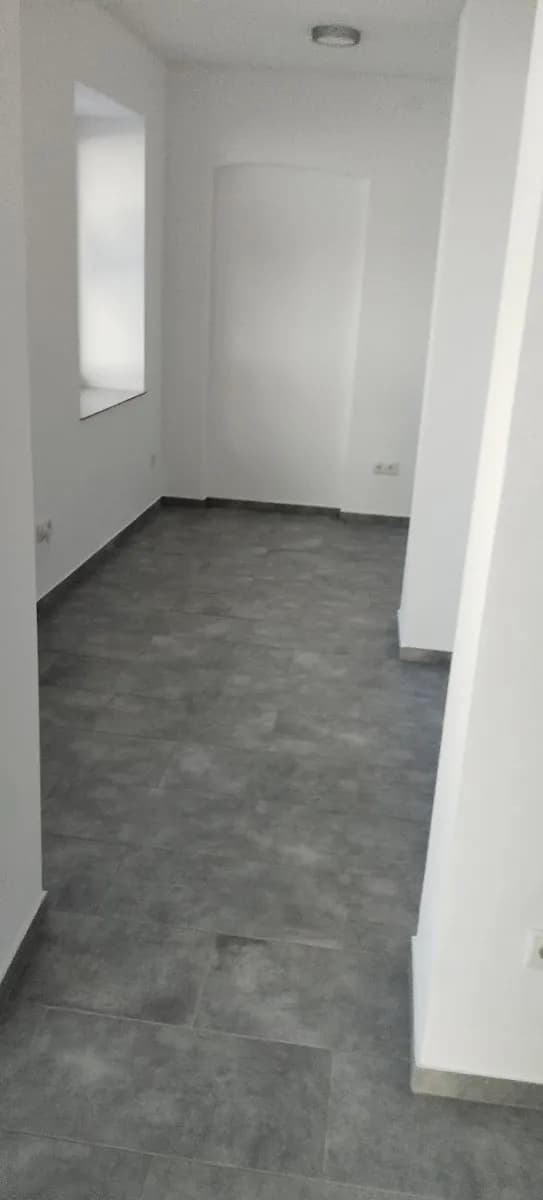 3-Zimmer-Gewerbeimmobilie mieten in Neunkirchen – 53 m², € 700 – Bild 7 von 15
