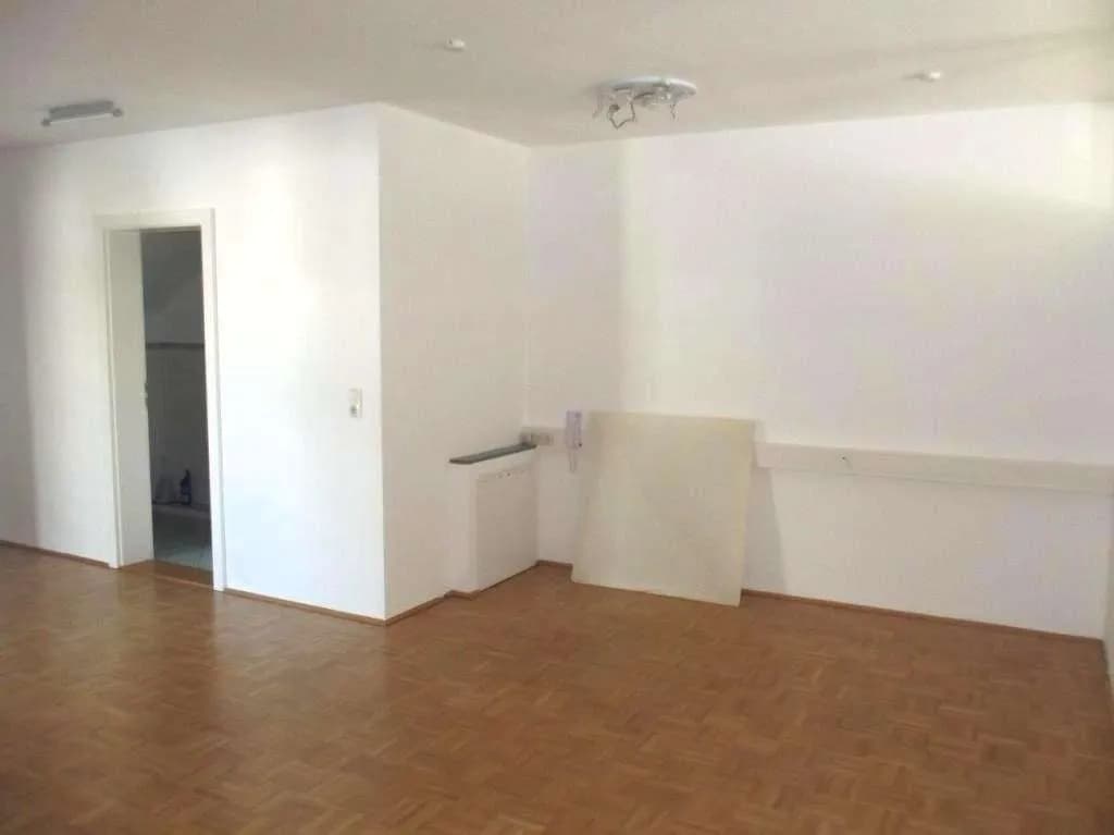 3-Zimmer-Gewerbeimmobilie mieten in Gmunden – € 975 – Bild 8 von 9