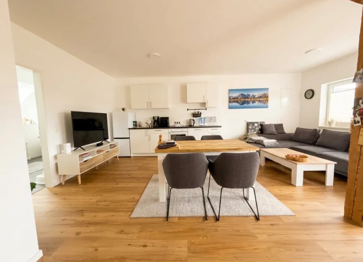 2-Zimmer-Wohnung mieten in Gmunden – 62 m², € 1.120 – Bild 3 von 7