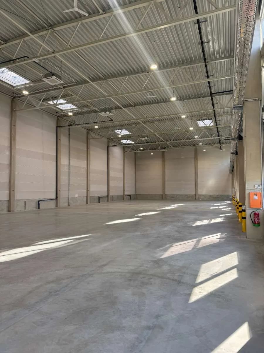 Gewerbeimmobilie mieten in Salzburg-Umgebung – 850 m², € 14 – Bild 4 von 7