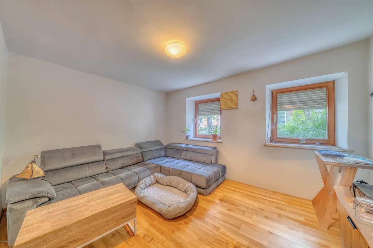 2-Zimmer-Wohnung mieten in Innsbruck – 67 m², € 1.731