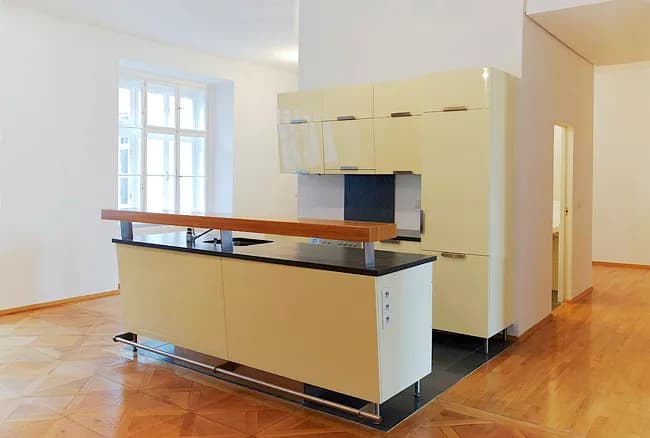 5-Zimmer-Wohnung mieten in Wien – 180 m², € 3.600