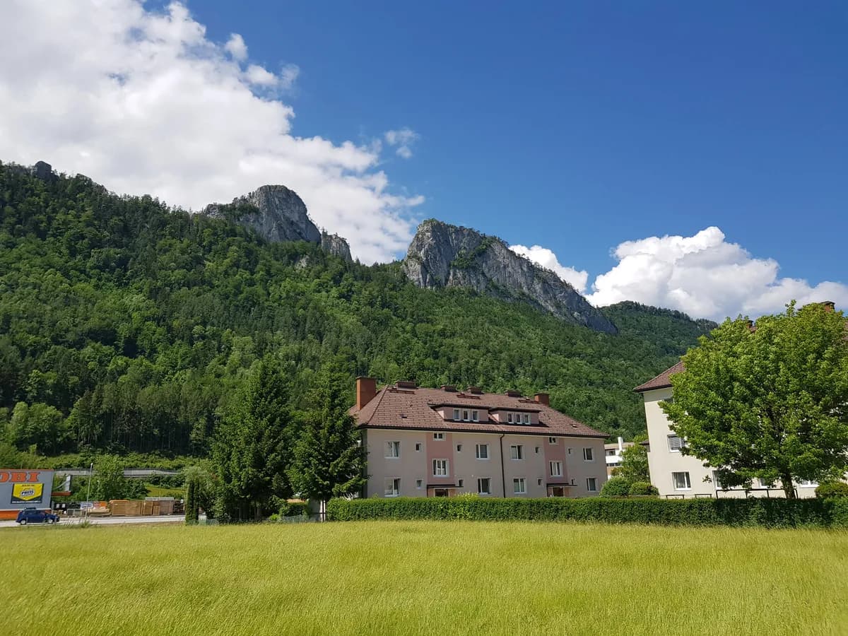 3-Zimmer-Wohnung mieten in Hallein – 67 m², € 1.141 – Bild 2 von 16