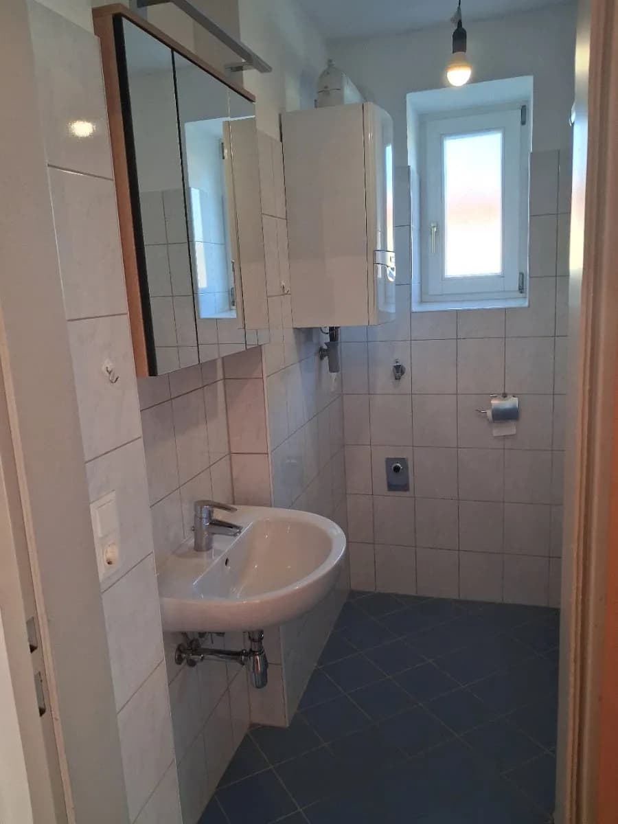 2-Zimmer-Wohnung mieten in Gmünd – 39 m², € 400 – Bild 5 von 8
