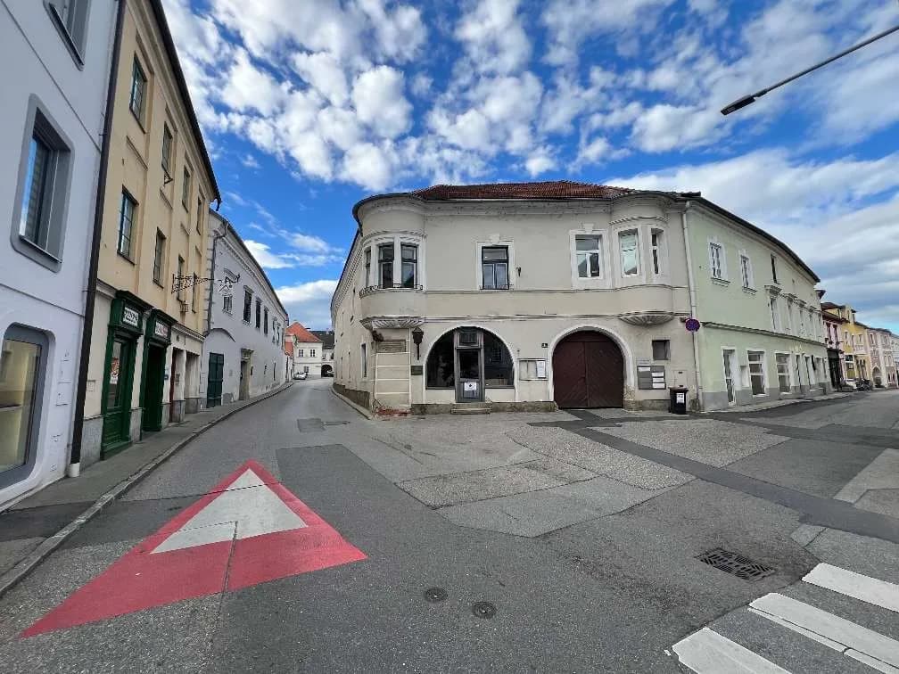 3-Zimmer-Gewerbeimmobilie mieten in Krems Land – 66 m², € 550 – Bild 2 von 22