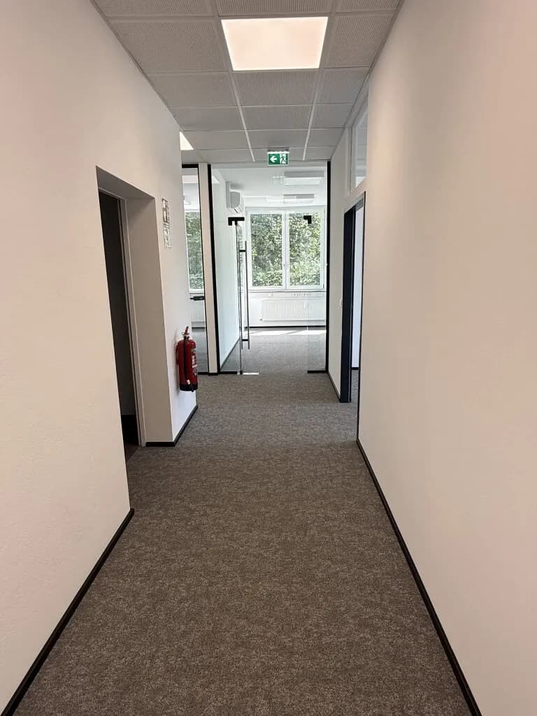 6-Zimmer-Gewerbeimmobilie mieten in Weiz – 164 m², € 2.148 – Bild 2 von 12