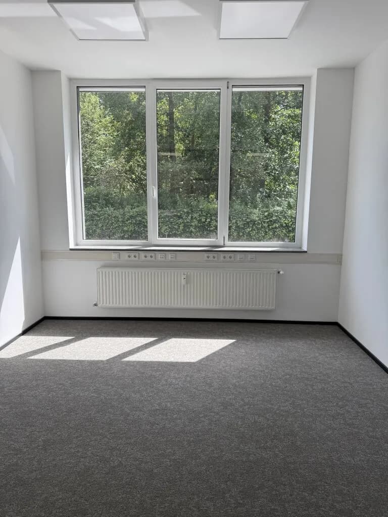 6-Zimmer-Gewerbeimmobilie mieten in Weiz – 164 m², € 2.148 – Bild 7 von 12