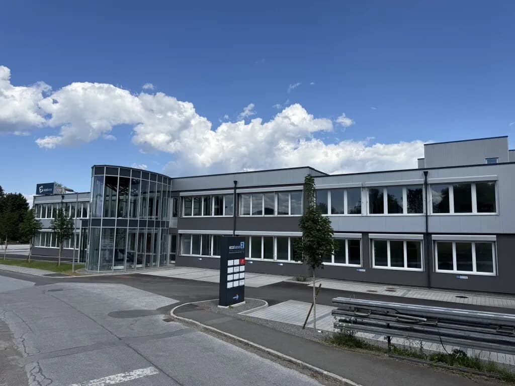 6-Zimmer-Gewerbeimmobilie mieten in Weiz – 164 m², € 2.148 – Bild 11 von 12