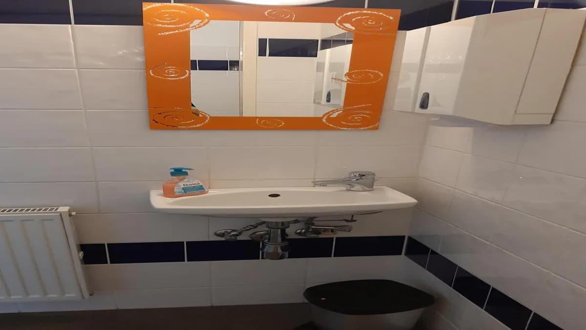 4-Zimmer-Gewerbeimmobilie mieten in Wien – 149 m², € 3.200 – Bild 10 von 11