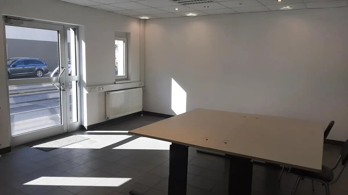 4-Zimmer-Gewerbeimmobilie mieten in Wien – 149 m², € 3.200 – Bild 11 von 11
