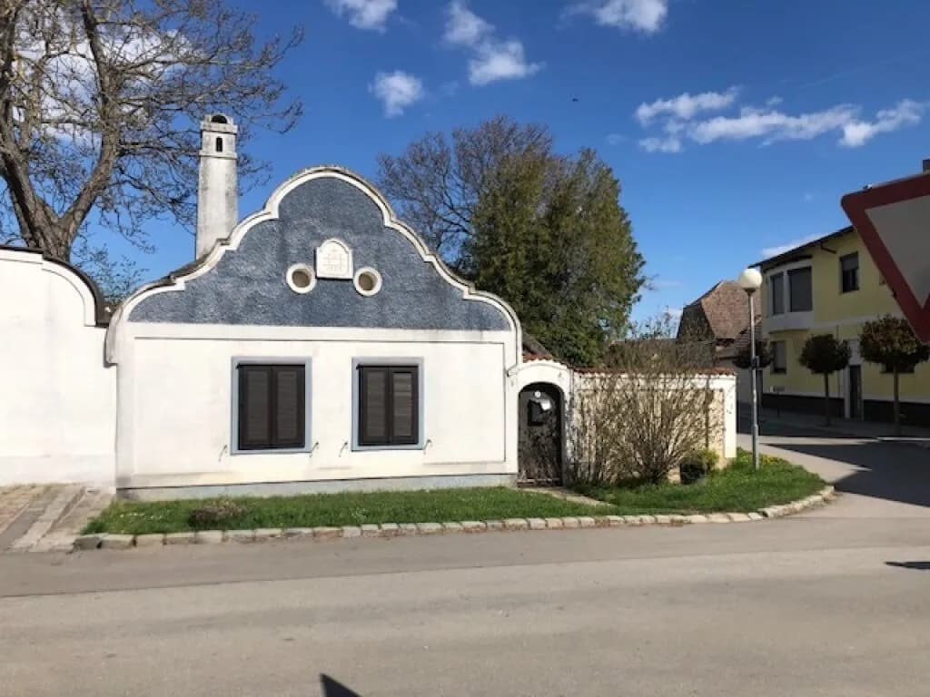 4-Zimmer-Haus kaufen in Neusiedl am See – 130 m², € 399.000 – Bild 1 von 16