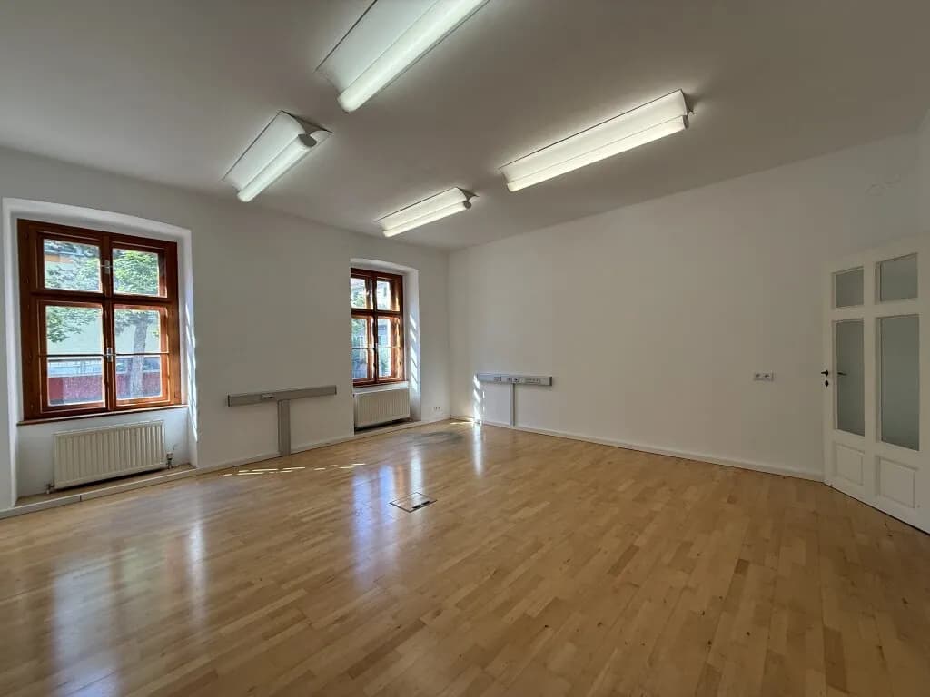 4-Zimmer-Gewerbeimmobilie mieten in Krems an der Donau – 86 m², € 829 – Bild 2 von 17