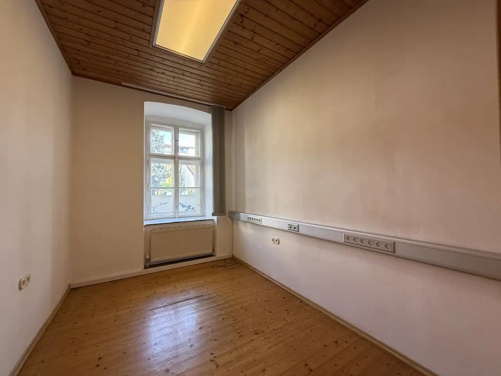 4-Zimmer-Gewerbeimmobilie mieten in Krems an der Donau – 86 m², € 829 – Bild 10 von 17
