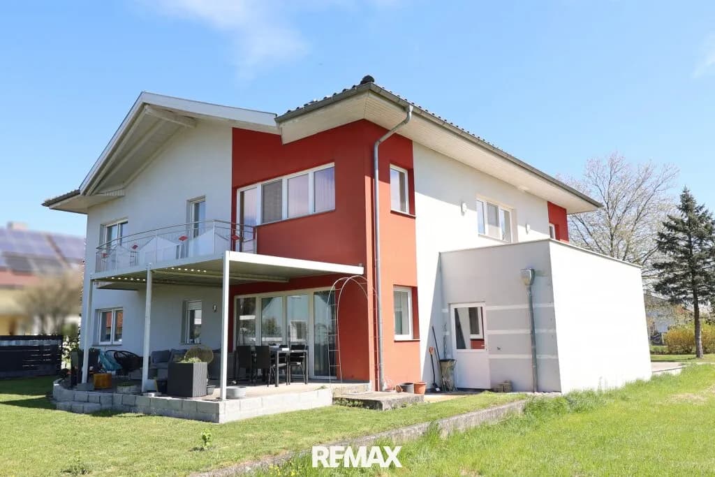 Gewerbeimmobilie kaufen in Perg – 246 m², € 595.000 – Bild 1 von 33