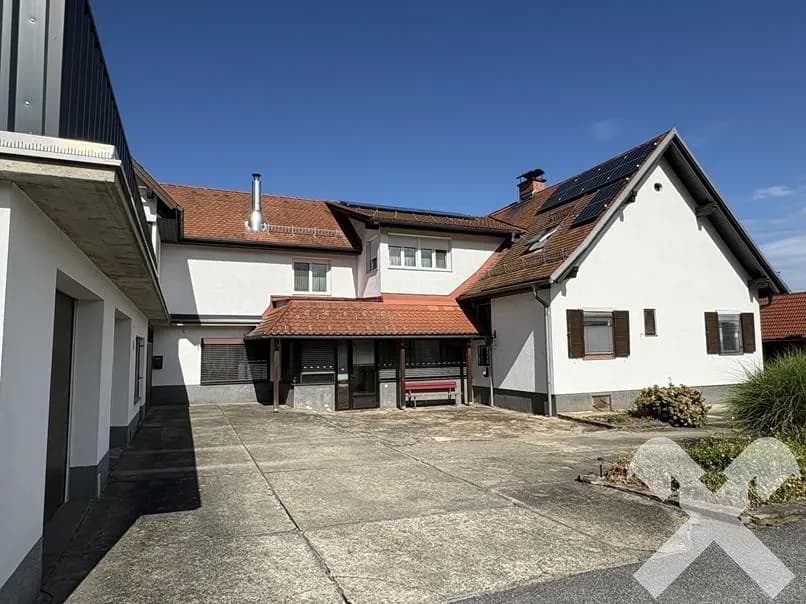 9-Zimmer-Gewerbeimmobilie kaufen in Hartberg-Fürstenfeld – 261 m², € 548.000 – Bild 2 von 18