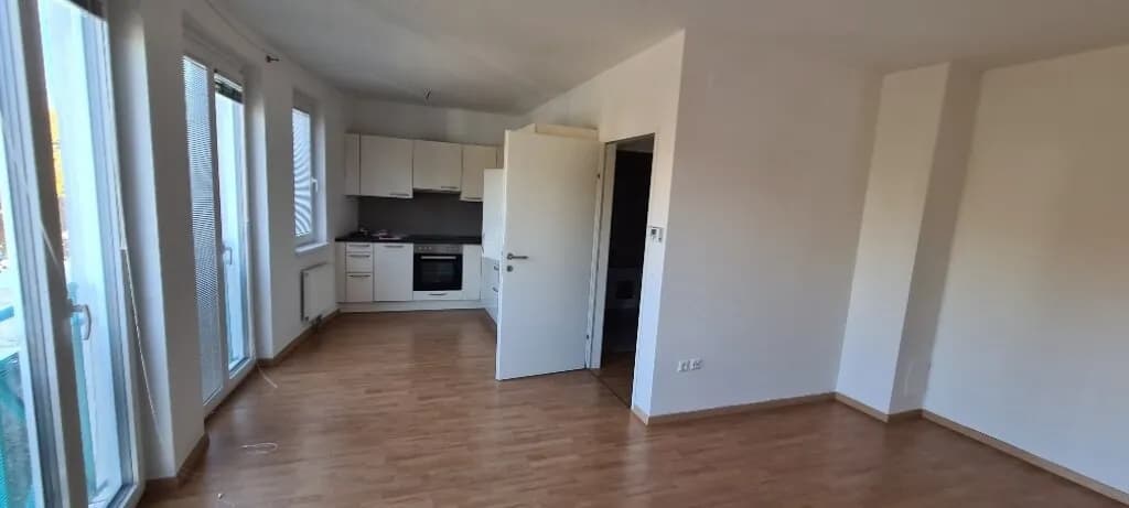 2-Zimmer-Wohnung mieten in Baden – 43,9 m², € 697 – Bild 9 von 15