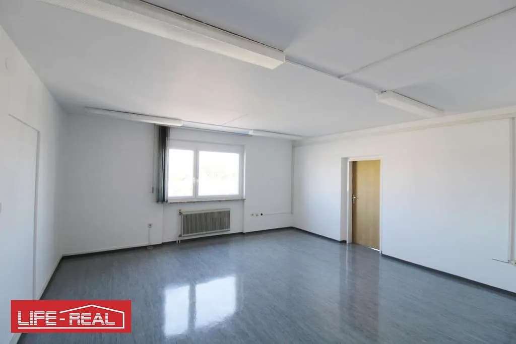 5-Zimmer-Gewerbeimmobilie mieten in Linz Land – 221 m², € 1.830 – Bild 4 von 7