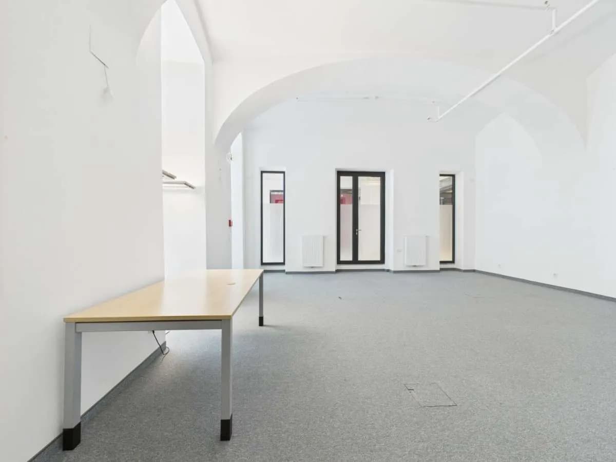 Gewerbeimmobilie mieten in Linz – 74 m², € 2.527 – Bild 3 von 6