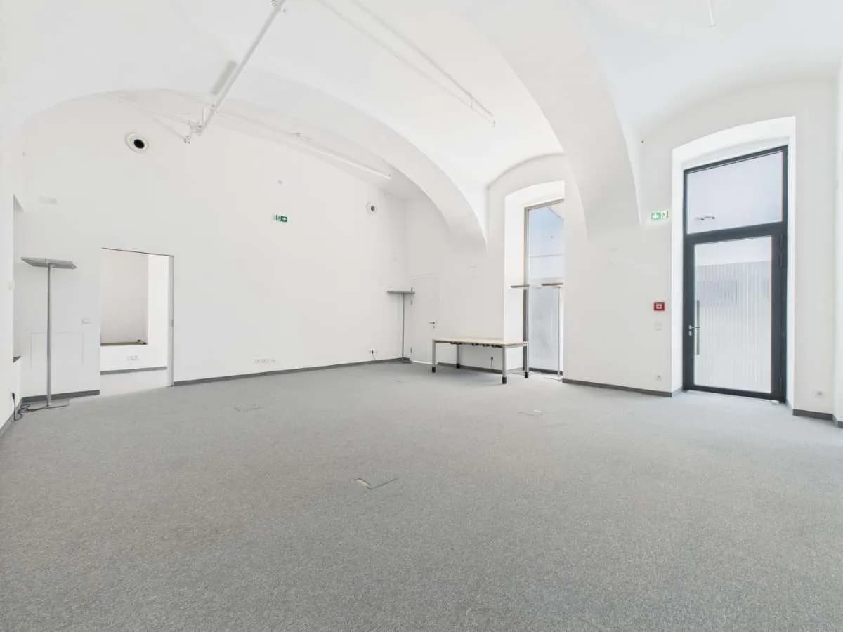 Gewerbeimmobilie mieten in Linz – 74 m², € 2.527 – Bild 5 von 6