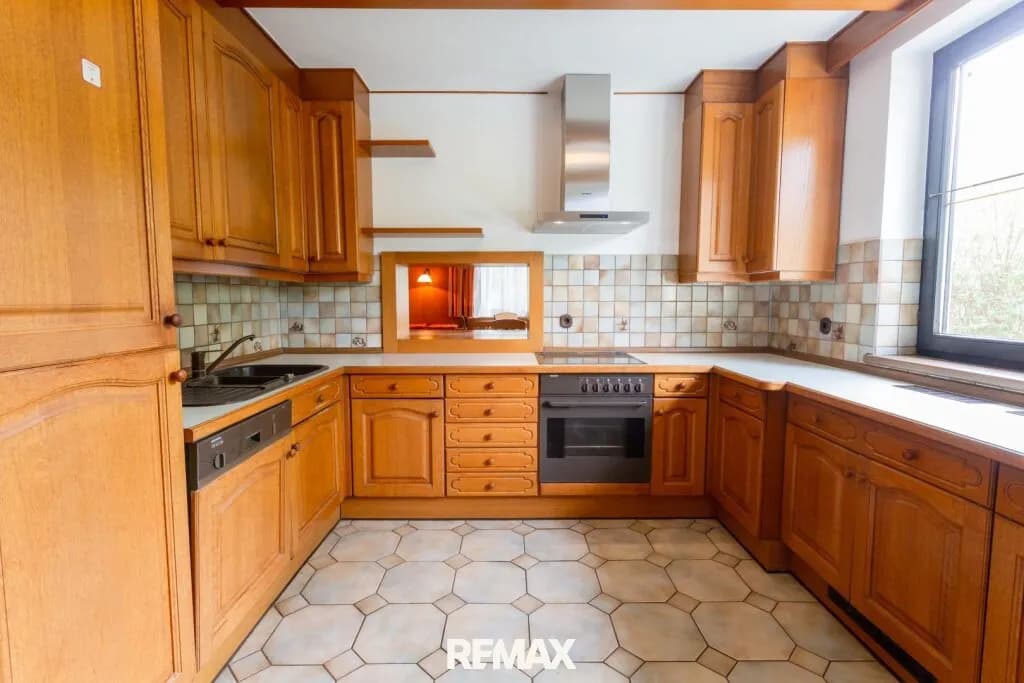 7-Zimmer-Haus kaufen in Krems Land – 220 m², € 335.000 – Bild 5 von 24