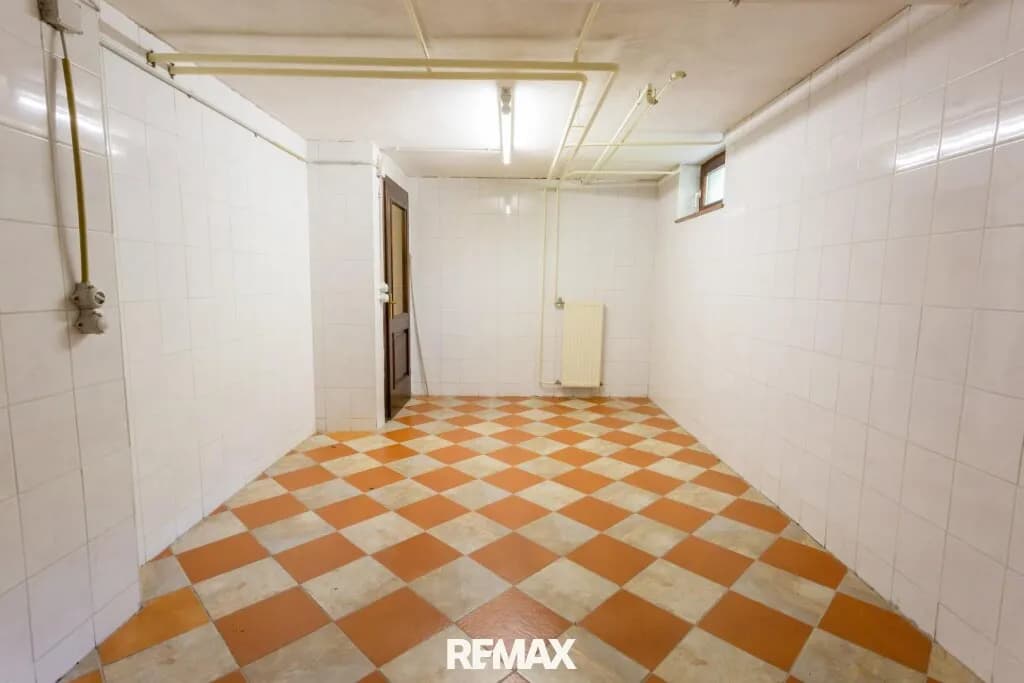 7-Zimmer-Haus kaufen in Krems Land – 220 m², € 335.000 – Bild 19 von 24
