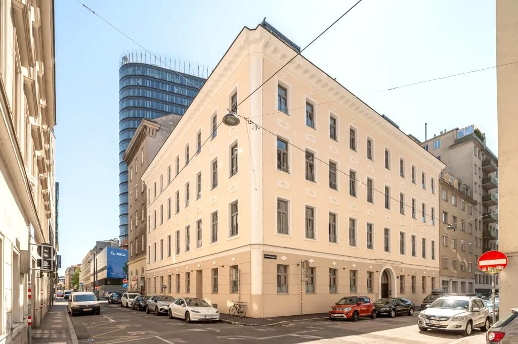 4-Zimmer-Wohnung mieten in Wien – 112,7 m², € 2.999 – Bild 1 von 15