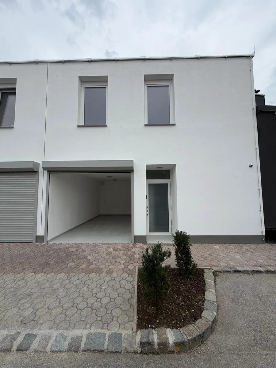 5-Zimmer-Haus mieten in Eisenstadt - Umgebung – 120 m², € 1.790 – Bild 1 von 44