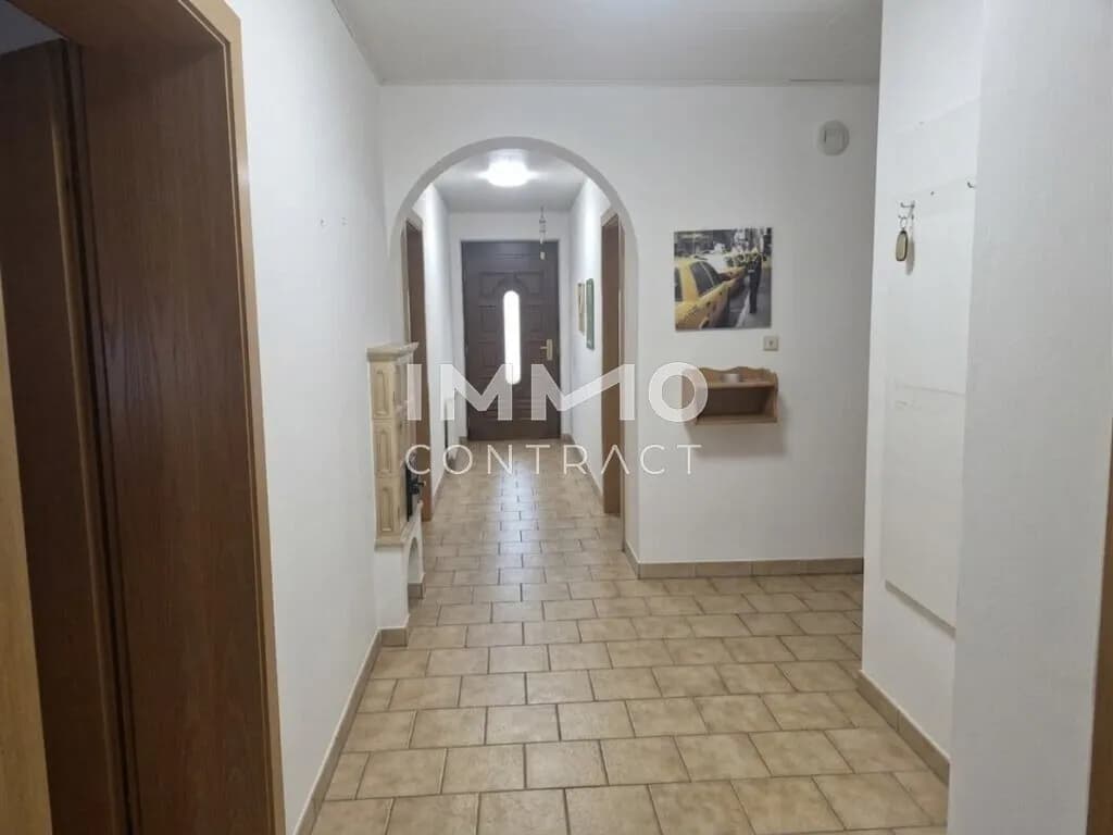 8-Zimmer-Haus kaufen in Sankt Pölten – 261,81 m², € 690.000 – Bild 2 von 30