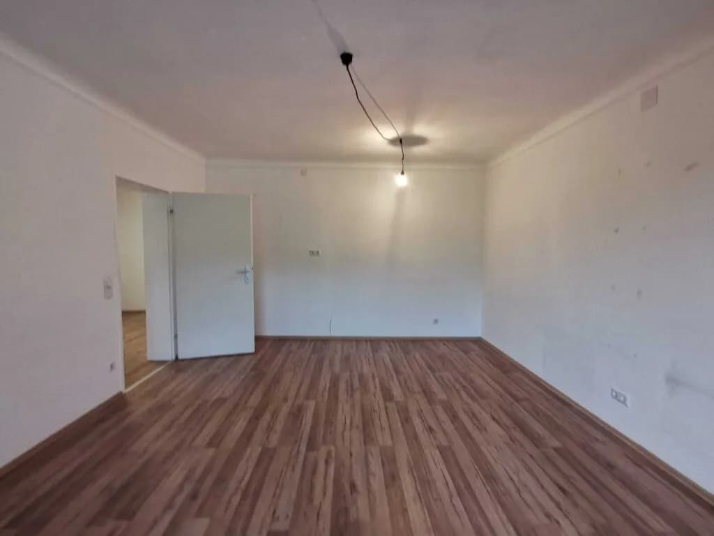3-Zimmer-Wohnung mieten in Baden – 98 m², € 1.047 – Bild 8 von 17