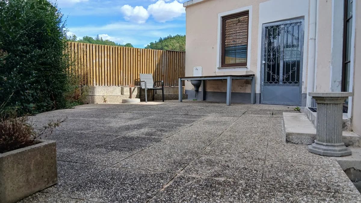 6-Zimmer-Wohnung mieten in Gmünd – 113 m², € 490 – Bild 2 von 9