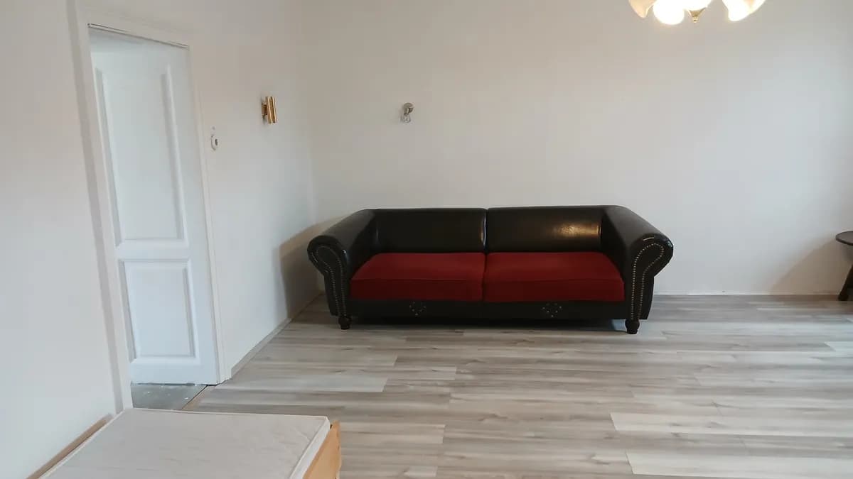 6-Zimmer-Wohnung mieten in Gmünd – 113 m², € 490 – Bild 8 von 9