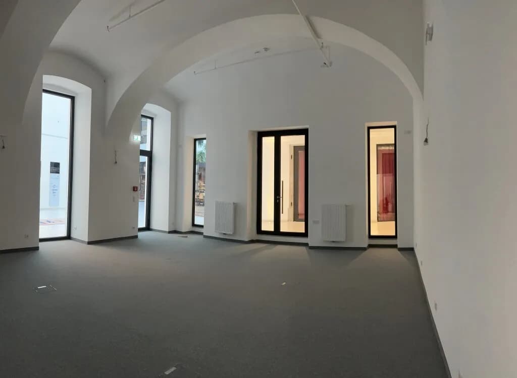 Gewerbeimmobilie mieten in Linz – 74 m², € 2.527 – Bild 4 von 6