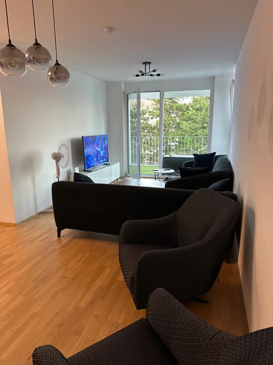 3-Zimmer-Wohnung mieten in Neunkirchen – 75 m², € 719 – Bild 1 von 17