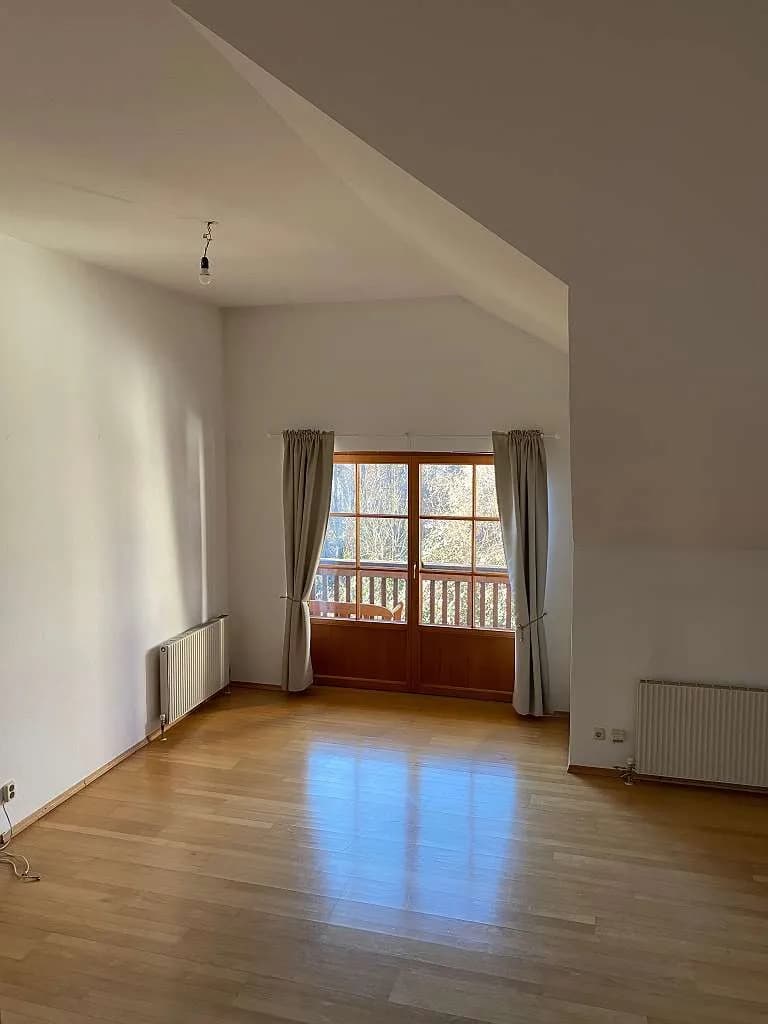 3-Zimmer-Wohnung mieten in Vöcklabruck – 70 m², € 950 – Bild 1 von 10