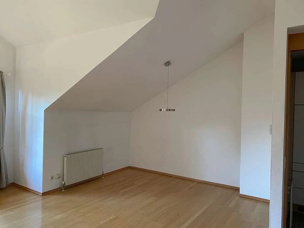 3-Zimmer-Wohnung mieten in Vöcklabruck – 70 m², € 950 – Bild 4 von 10