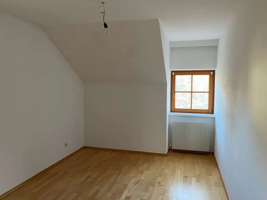 3-Zimmer-Wohnung mieten in Vöcklabruck – 70 m², € 950 – Bild 8 von 10