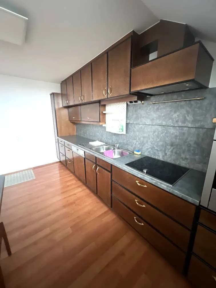 6-Zimmer-Wohnung mieten in Wels – 166 m², € 1.200 – Bild 5 von 24