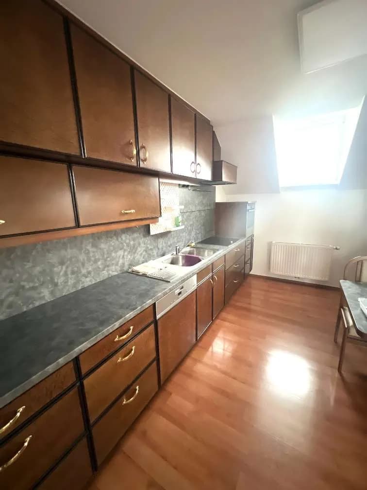 6-Zimmer-Wohnung mieten in Wels – 166 m², € 1.200 – Bild 7 von 24
