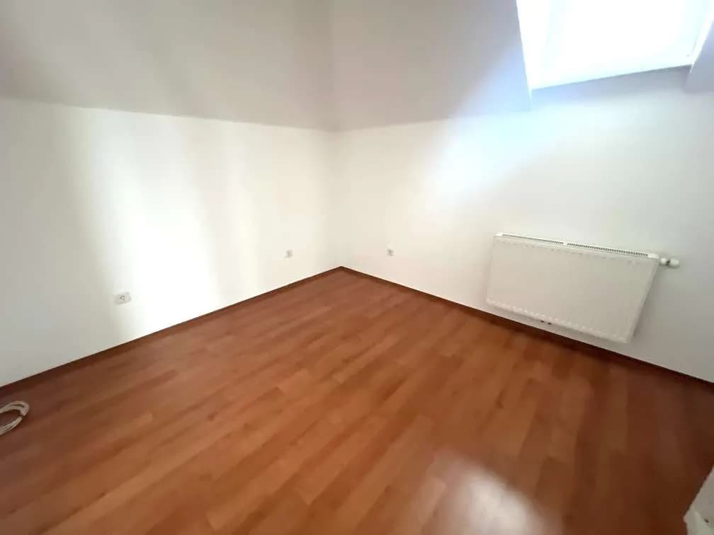6-Zimmer-Wohnung mieten in Wels – 166 m², € 1.200 – Bild 18 von 24