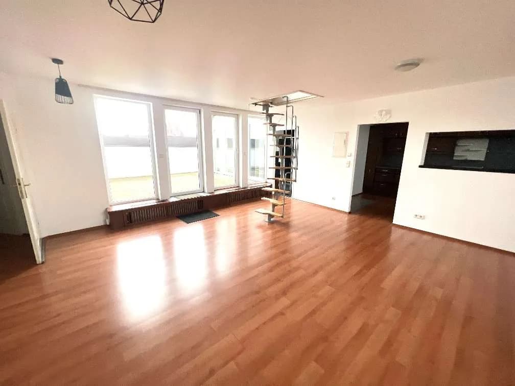 6-Zimmer-Wohnung mieten in Wels – 166 m², € 1.200 – Bild 19 von 24