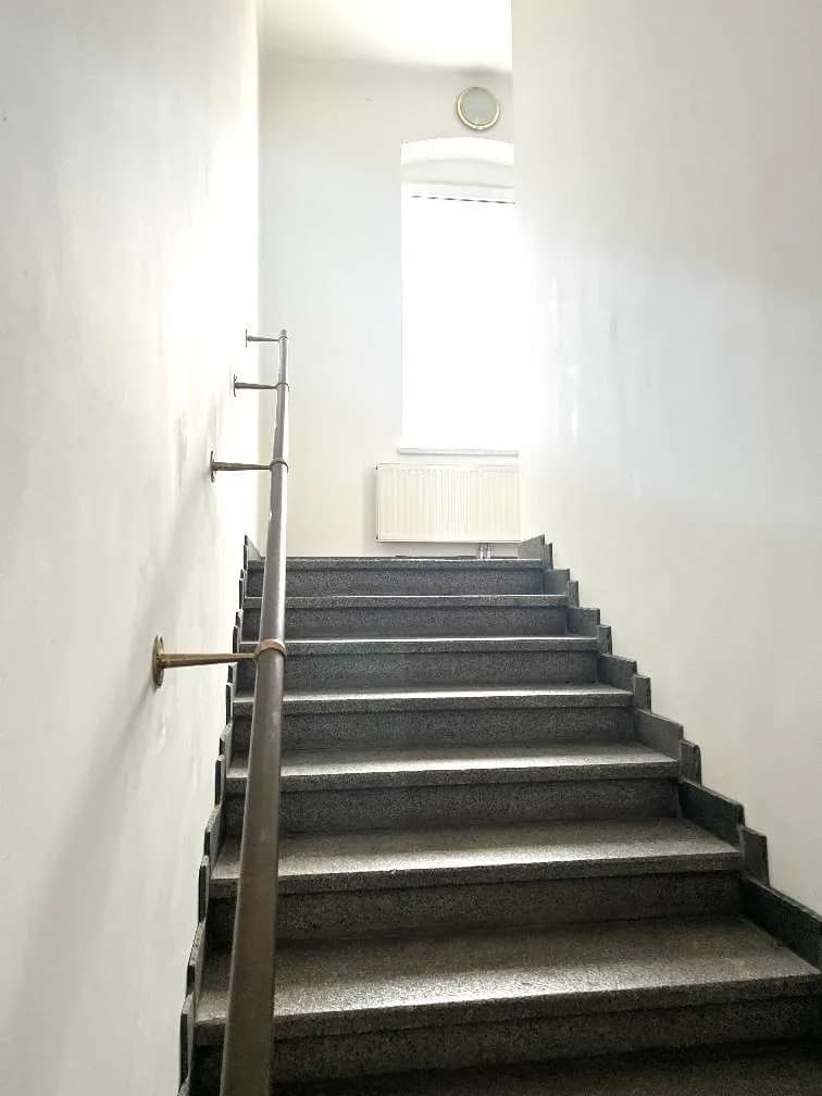6-Zimmer-Wohnung mieten in Wels – 166 m², € 1.200 – Bild 21 von 24