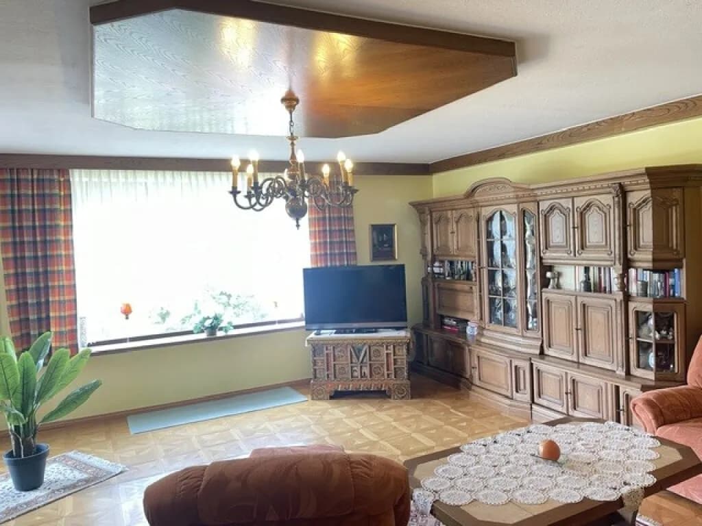 4-Zimmer-Haus kaufen in Neusiedl am See – 130 m², € 317.500 – Bild 2 von 12